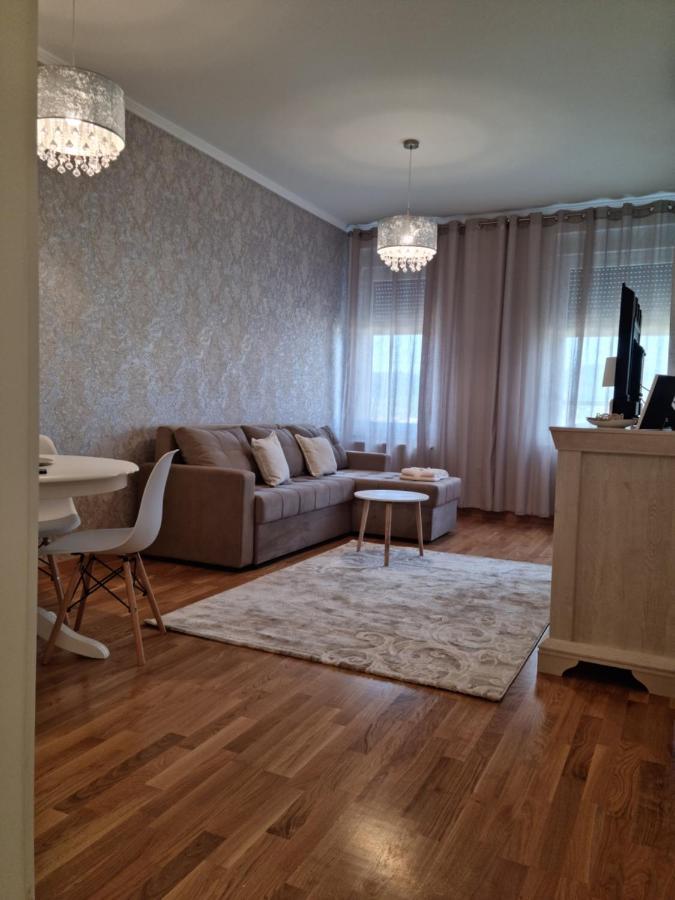 Apartman Anamarija Lägenhet Banja Luka Exteriör bild